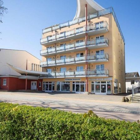 Strandhotel Prinz Von Preussen Zinnowitz Buitenkant foto