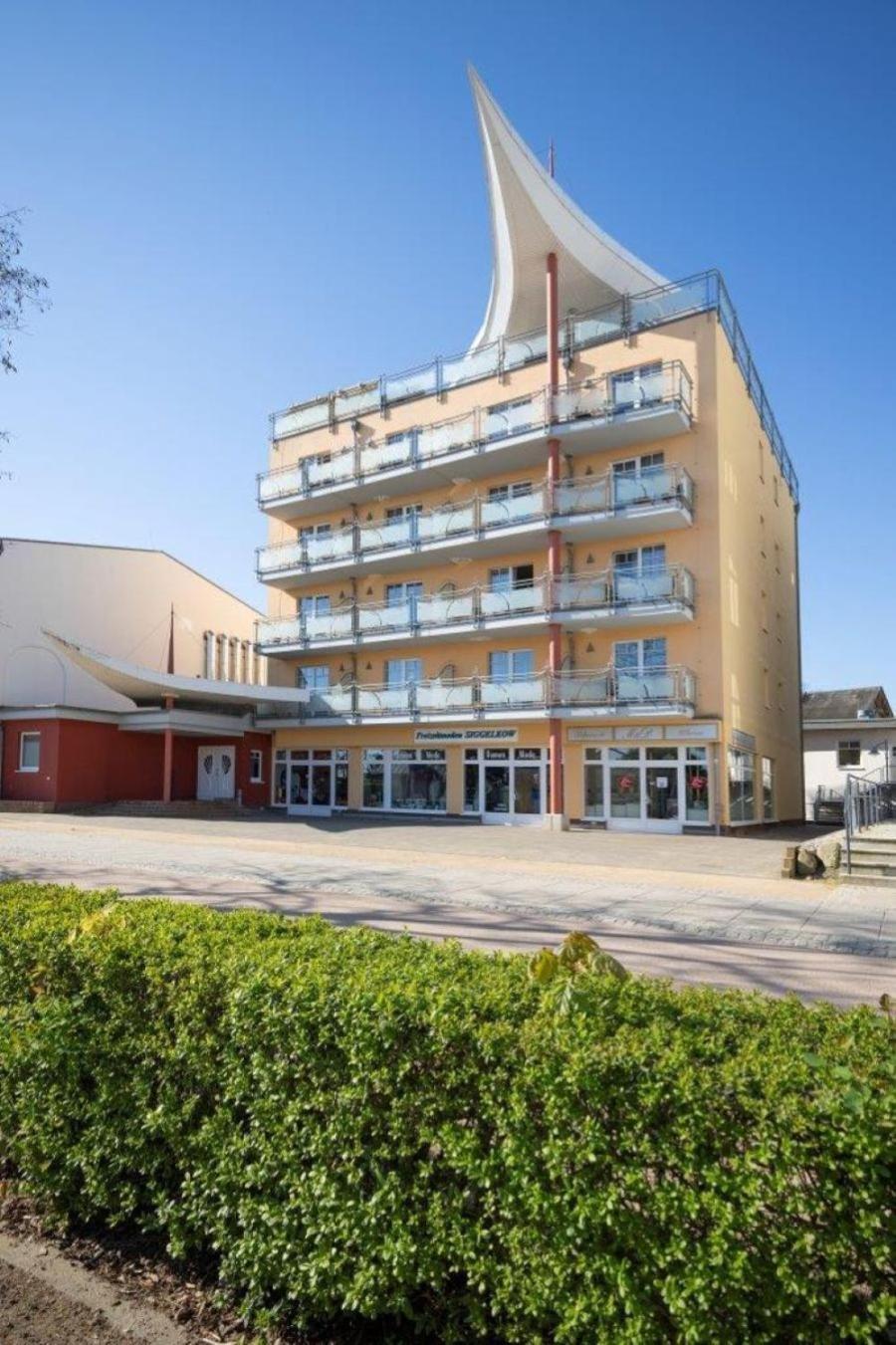 Strandhotel Prinz Von Preussen Zinnowitz Buitenkant foto